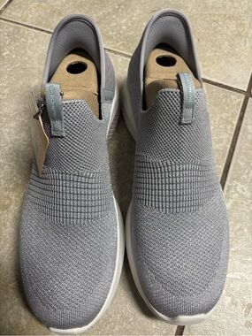 Skechers Slip-On Knit Sneakers in Gray with White Sole